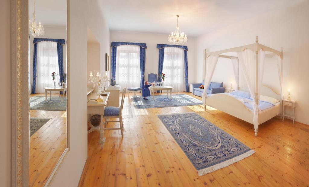 Hotel Ruze Rožmberk nad Vltavou Room photo