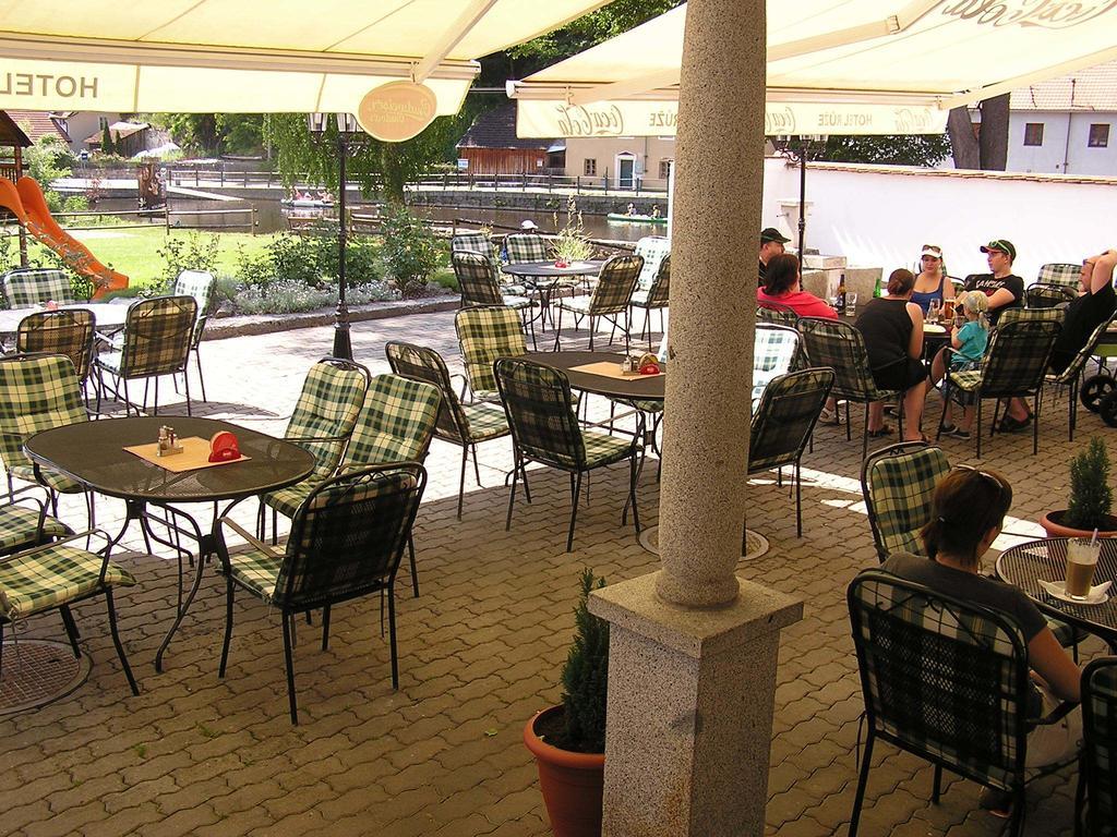 Hotel Ruze Rožmberk nad Vltavou Exterior photo