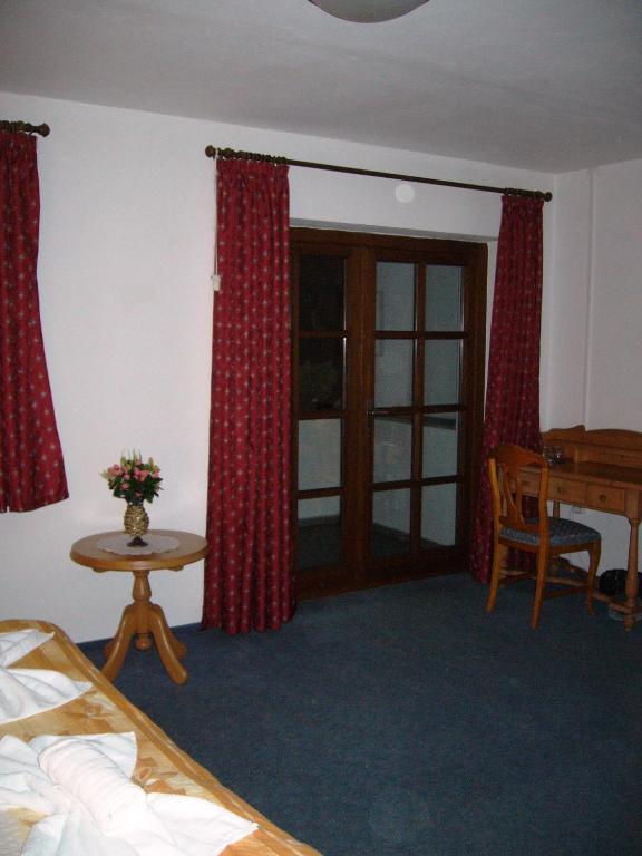 Hotel Ruze Rožmberk nad Vltavou Room photo