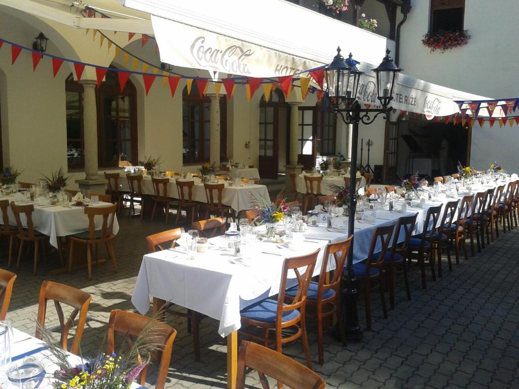 Hotel Ruze Rožmberk nad Vltavou Exterior photo